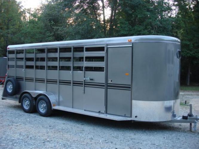Macon Custom Trailers And Golf Carts Sold Horse Livestock