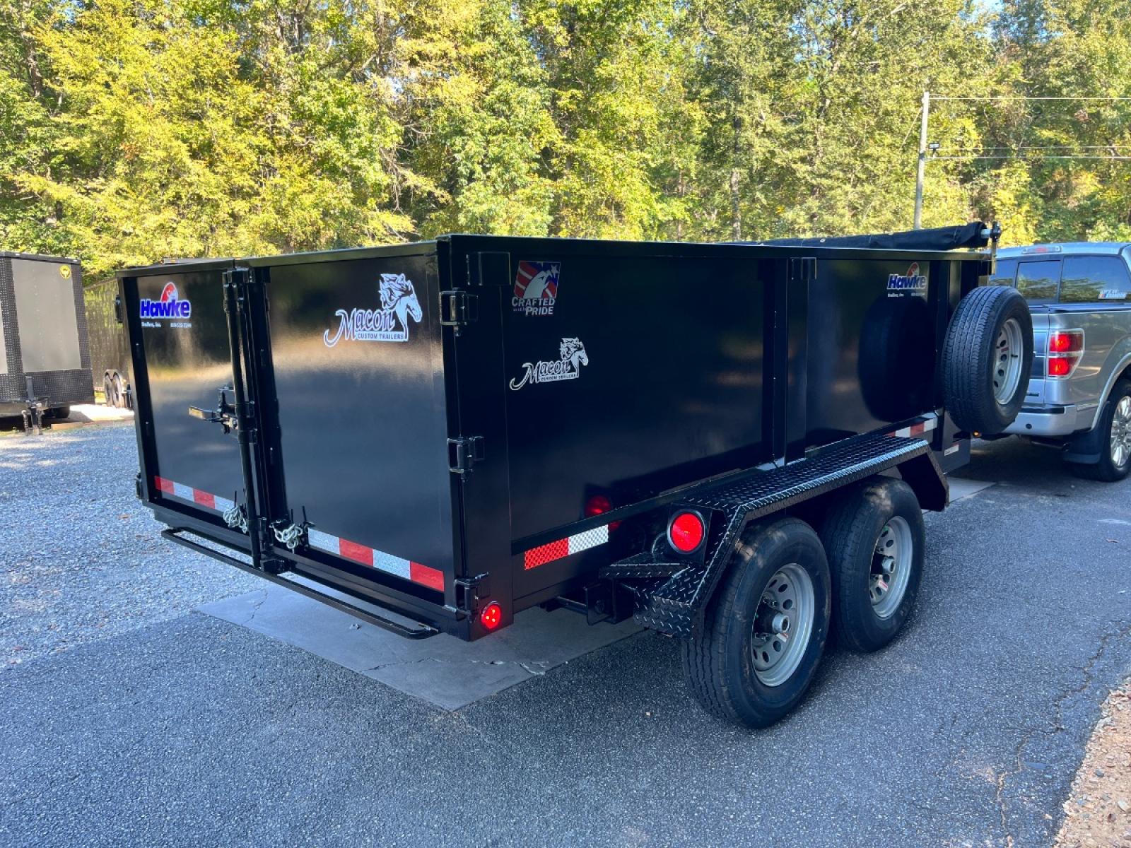 2023 Black Hawke 6ft X 12ft High Sided , located at 1330 Rainey Rd., Macon, 31220, (478) 960-1044, 32.845638, -83.778687 - Brand New 2023 Model 5 Ton Hawke Brand Dump Trailer! 6ft X 12ft and 3ft Tall Sides! Hawke Dump Trailers are Really Awesome & Heavy Duty! This Fantastic Quality is Seen Everywhere You Look! 36" Tall Solid Steel Plate Walls are Heavy Duty! Full Length Heavy Duty Tarp! 5 Ton Total Capacity, or 10 - Photo #4