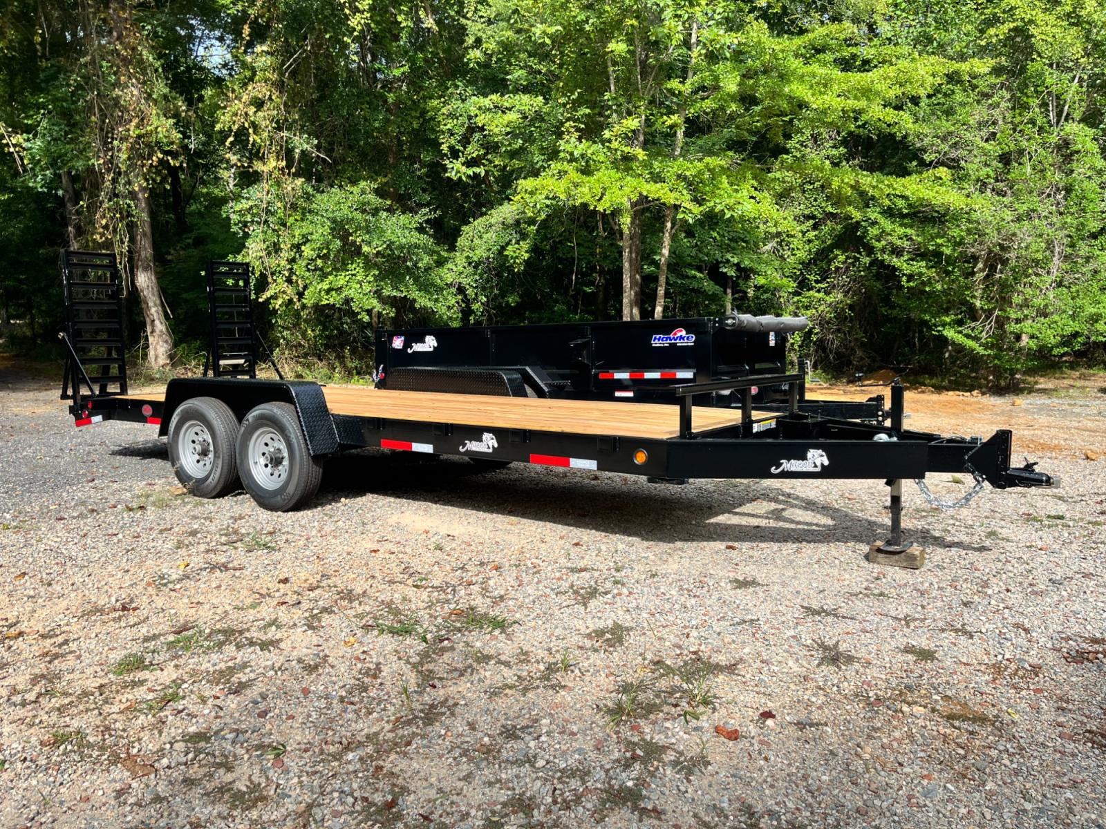 2022 Macon Custom Trailers 7ft X 20ft Flatbed 7 Ton , located at 1330 Rainey Rd., Macon, 31220, (478) 960-1044, 32.845638, -83.778687 - Photo #0