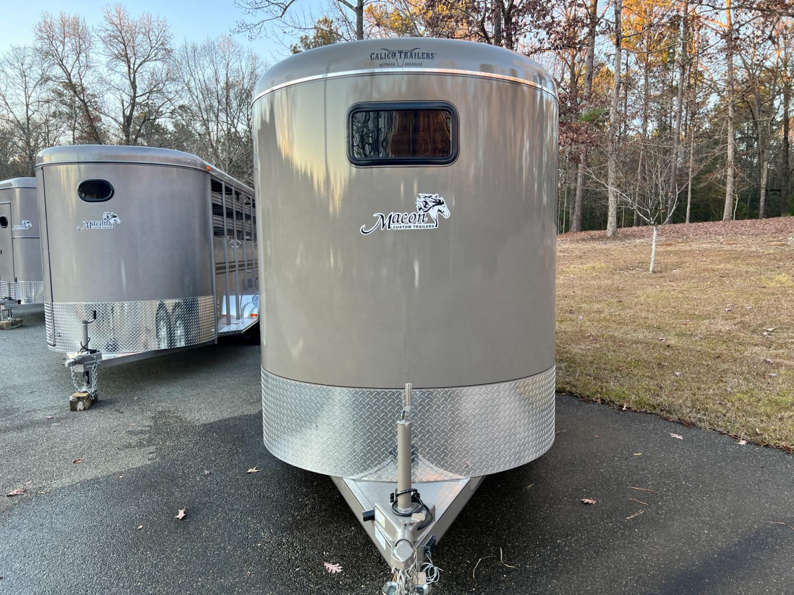 2023 Calico 6ft X 16ft Livestock & 7ft Tall , located at 1330 Rainey Rd., Macon, 31220, (478) 960-1044, 32.845638, -83.778687 - Brand New 2023 Horse & Livestock Trailer 7ft Tall Built November 30th 2022, Made by Calico Trailers, in Arkansas Haul Up to 4 Horses in Style, or Multiple Cows or Goats!! Thick Heavy Duty Rubber Floor Mats Included too! 7ft Tall Interior Height for Hauling Horses, Cows, Goats, Pigs, Sheep, What - Photo #8