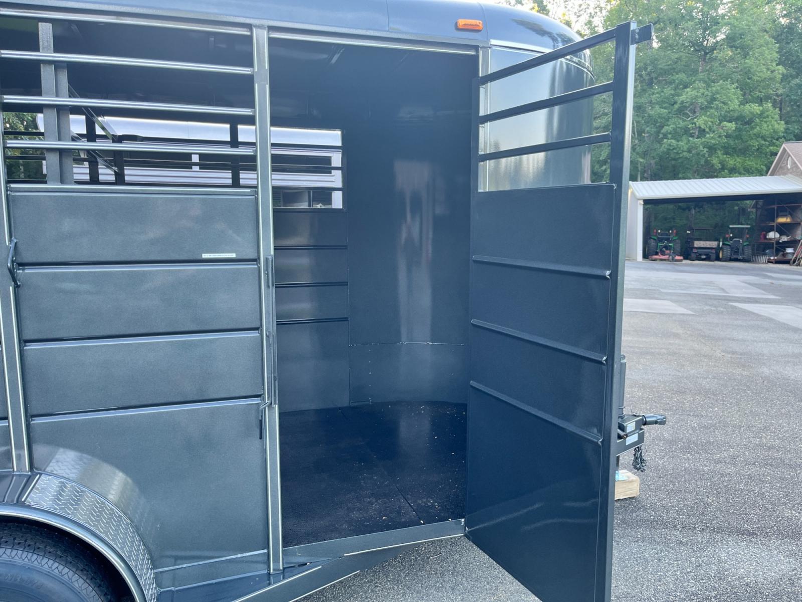 2023 Charcoal Metallic /Charcoal Calico 6ft X 16ft Livestock Trailer , located at 1330 Rainey Rd., Macon, 31220, (478) 960-1044, 32.845638, -83.778687 - Sold! Brand New 2023 Horse & Livestock Trailer 6.5ft Tall Made by Calico Trailers, in Arkansas Haul Small Horses in Style, Multiple Cows or Goats!! 6.5ft Tall Interior Height for Hauling Small Horses, Cows, Goats, Pigs, Sheep, Whatever! 6ft X 16ft is the Perfect Size. Haul All Your Animals With - Photo #11