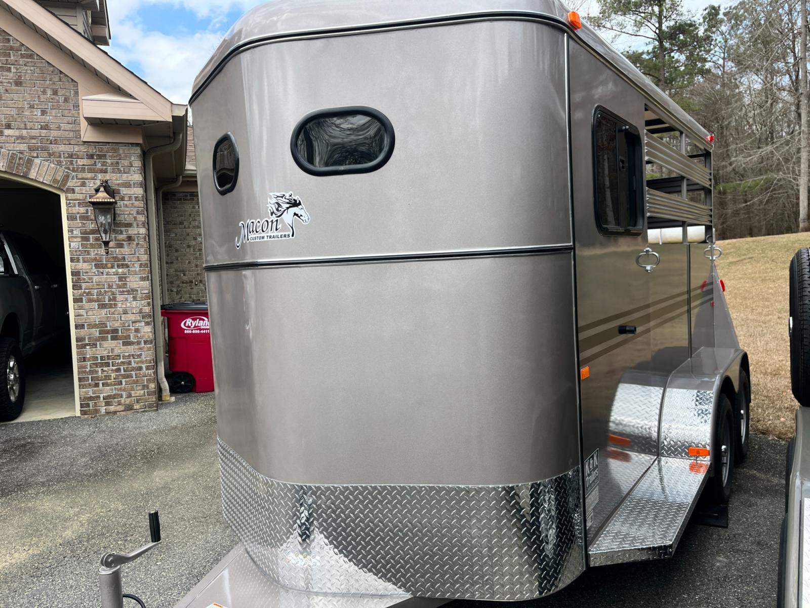 2023 Arizona Beige Bee Trailers 2 Horse Slant Durango , located at 1330 Rainey Rd., Macon, 31220, (478) 960-1044, 32.845638, -83.778687 - Brand New Model 2 Horse Slant Trailer, made by Bee Trailers in South Georgia! This is the Deluxe Durango Model Trailer, with Drop Down Window! 6ft Wide X 13ft Long Deluxe Model Tandem Axle Trailer! This is Built Using Galvanneal Coated Sheetmetal Steel! Double Lined Butt Wall, Allows for a Slam - Photo #14